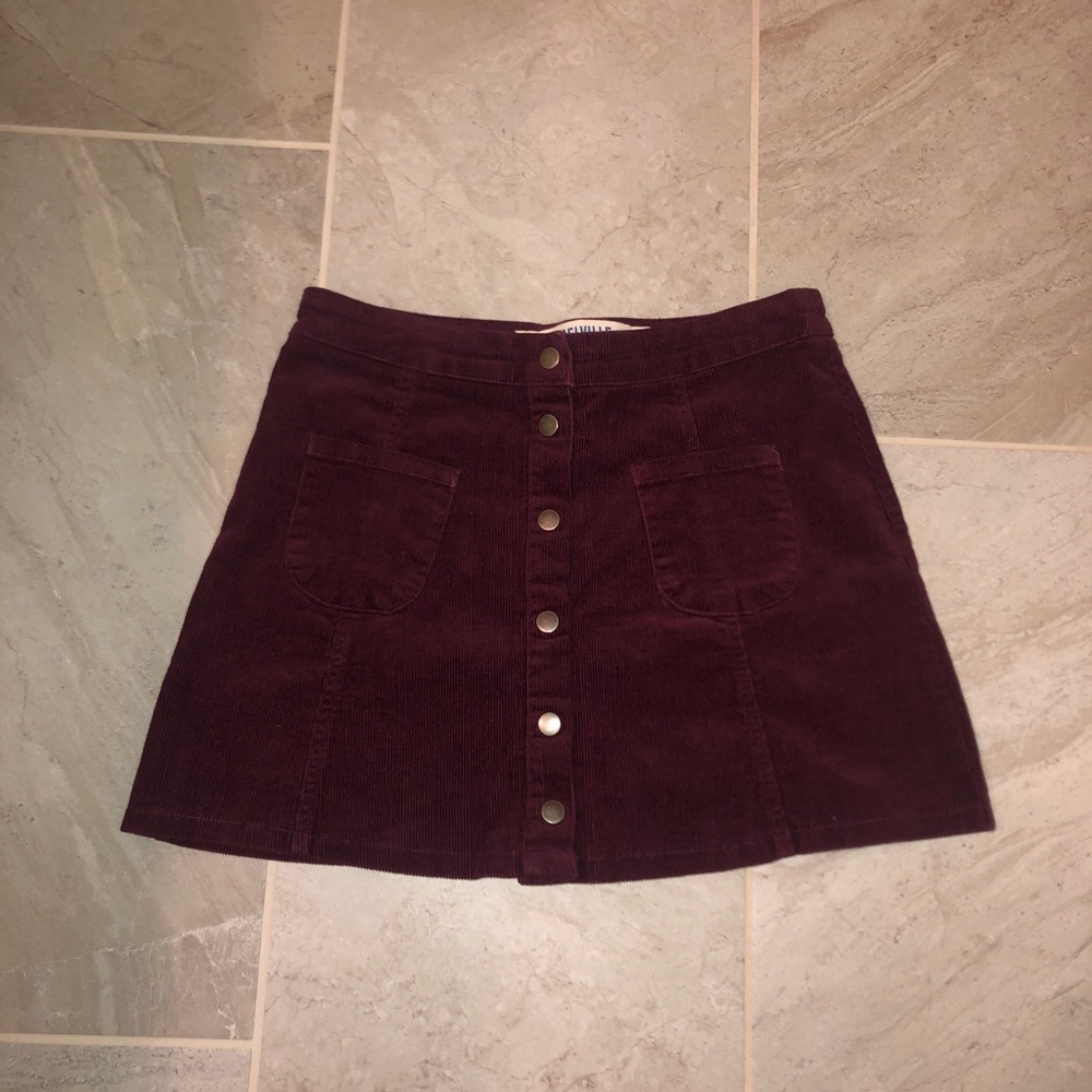 Brand Melville skirt